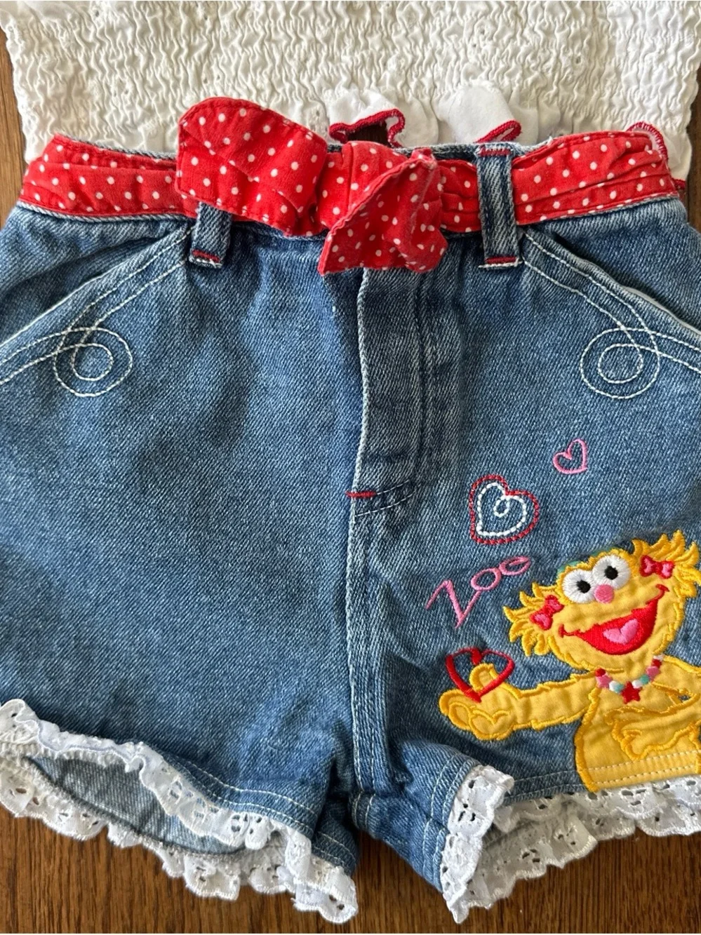 Rare vintage Elmo & Zoe White Top, Denim Shorts